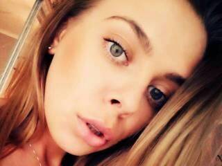 에로틱 한 영상 채팅 moodygirl