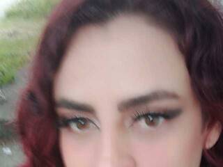 에로틱 한 영상 채팅 MoonCorey