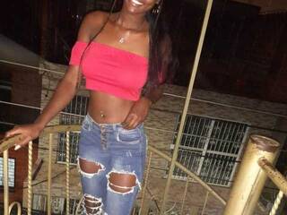 에로틱 한 영상 채팅 More-hot