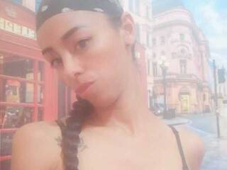 에로틱 한 영상 채팅 Morenafuck8