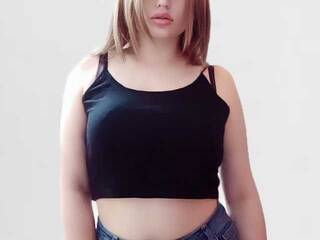 에로틱 한 영상 채팅 NADEZHDA3