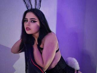 에로틱 한 영상 채팅 Nafretiti