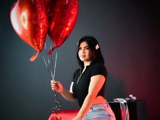 에로틱 한 영상 채팅 Nahomi-