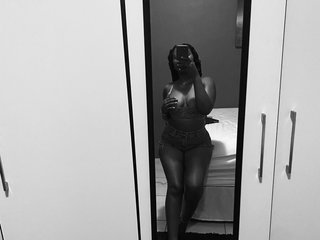 에로틱 한 영상 채팅 Brownkitty