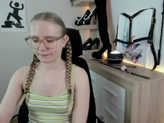 에로틱 한 영상 채팅 NancyErotic