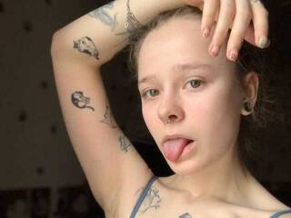 에로틱 한 영상 채팅 Nani-Severus