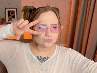 에로틱 한 영상 채팅 NaomiRey