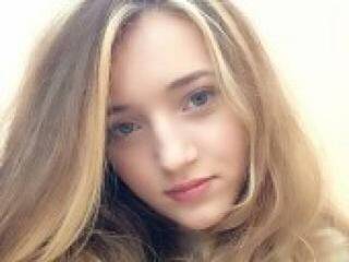 에로틱 한 영상 채팅 naomiteaser