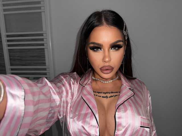 프로필 사진 NaomyBlackBarbie