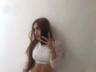 에로틱 한 영상 채팅 Natasha-Adams