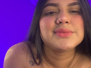 에로틱 한 영상 채팅 Nathalie-tr