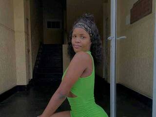 에로틱 한 영상 채팅 NATURALSEXY01