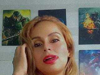 에로틱 한 영상 채팅 naughtytitis