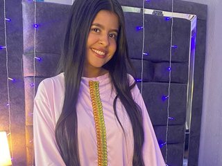 에로틱 한 영상 채팅 NaylaAbadi