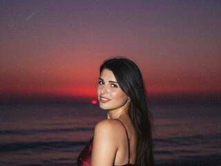 에로틱 한 영상 채팅 NestiSharm