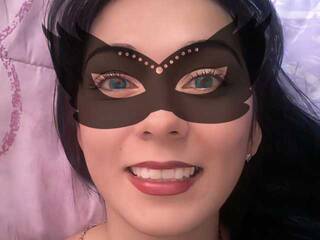 에로틱 한 영상 채팅 Nhicole