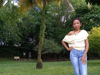 에로틱 한 영상 채팅 niceboobsmilf