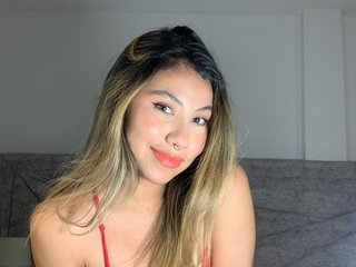 에로틱 한 영상 채팅 NickyMiller