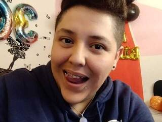 에로틱 한 영상 채팅 nicky-hot