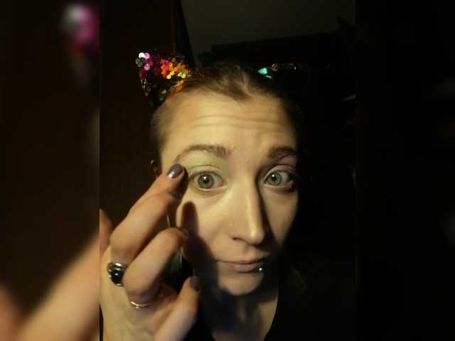 사진 ChrisFSaline Hello♥ ♥make me moah with ur tokens! Goal - #toples and #oil show ( 333 tokens) 136 tk remain♀️ #dance (17tk) #boobs (26tk) #ass (25tk) #pussy (180tk) ♥my Instagram @chrisfseline