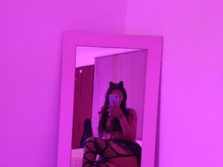 에로틱 한 영상 채팅 Nicolee03