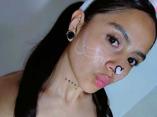 프로필 사진 NicoleParker99