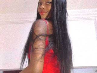 에로틱 한 영상 채팅 Nicolette-x