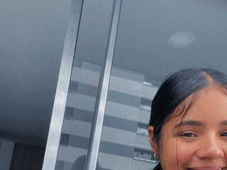 에로틱 한 영상 채팅 NicolHoney