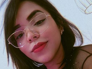 에로틱 한 영상 채팅 nicolle-8