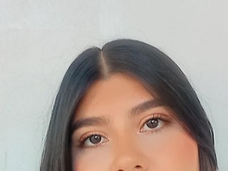 에로틱 한 영상 채팅 NicolleDiaz