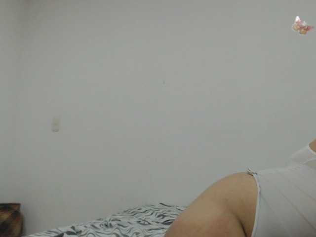 방송 스크린 샷 nigthbitch