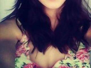 에로틱 한 영상 채팅 niiikkaa