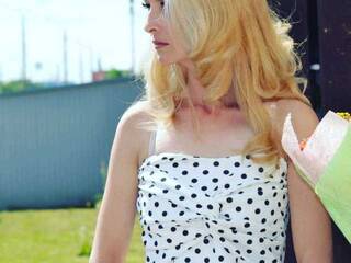 에로틱 한 영상 채팅 Nika366