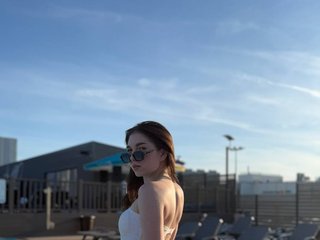 에로틱 한 영상 채팅 NikaFl0wer