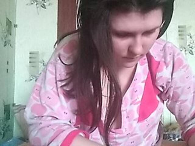 방송 스크린 샷 NikaMonroe