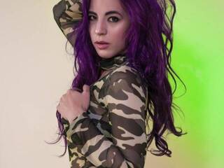 에로틱 한 영상 채팅 Nikkiigrey