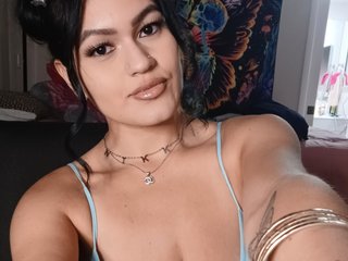 에로틱 한 영상 채팅 Nikkikittyx3