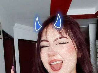 에로틱 한 영상 채팅 niky-cherry