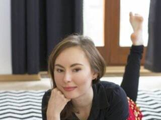 에로틱 한 영상 채팅 NinaAwsome