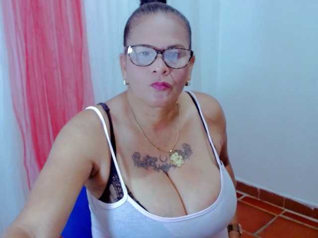 방송 스크린 샷 NinaXMilf