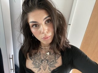 에로틱 한 영상 채팅 NovaSin