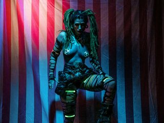 에로틱 한 영상 채팅 Nuki25