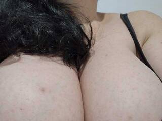 에로틱 한 영상 채팅 Nykyxo