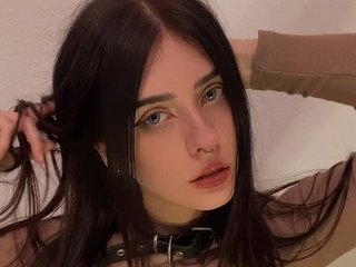 에로틱 한 영상 채팅 mali_doll