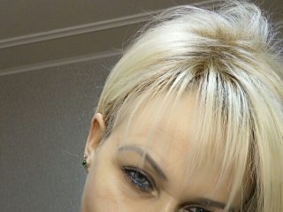프로필 사진 Sandra-Boobs