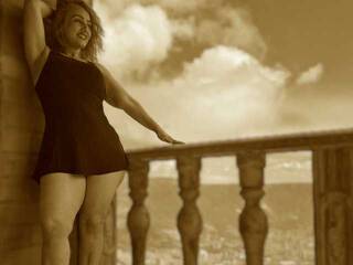 에로틱 한 영상 채팅 Pahola-Bracho