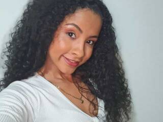 에로틱 한 영상 채팅 PaitonAdams