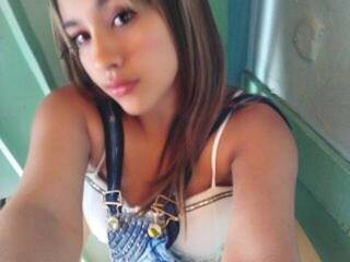 에로틱 한 영상 채팅 PaolaSweet