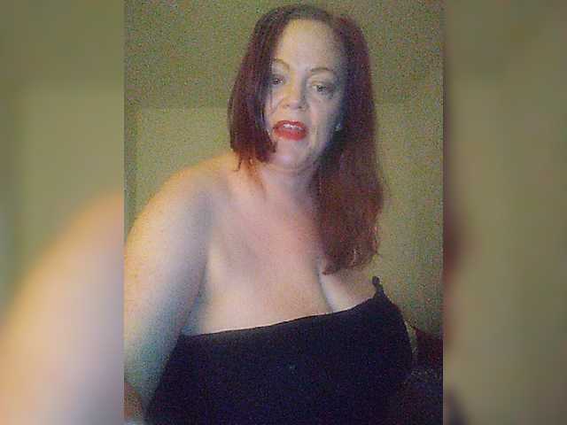 사진 PennyLaney #hugetits#bigass#milf #queenofqueens No private messages without tipping first Follow me @candy_stone20