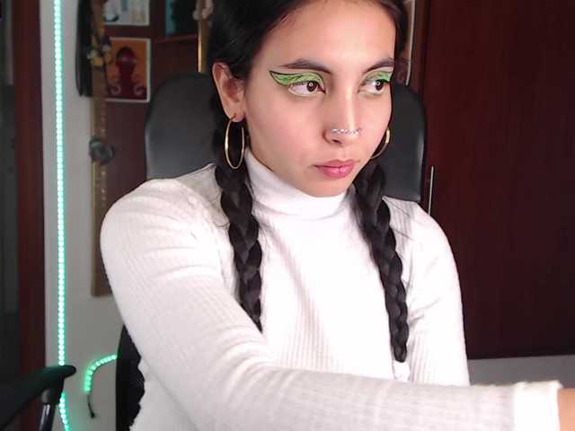 사진 PepperLara #makeup #sexy #colombian #latina #latingirl #bdsm #bigass #prettyface #culogrande #coño #pussy #lovense